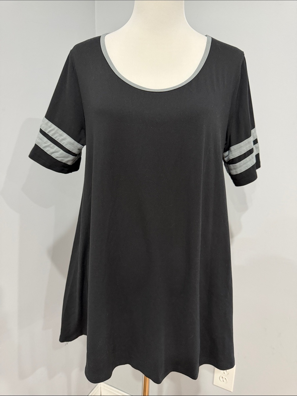 LuLaRoe Black perfect T Short Sleeve Scoop Neck Top with Gray Stripe Accents